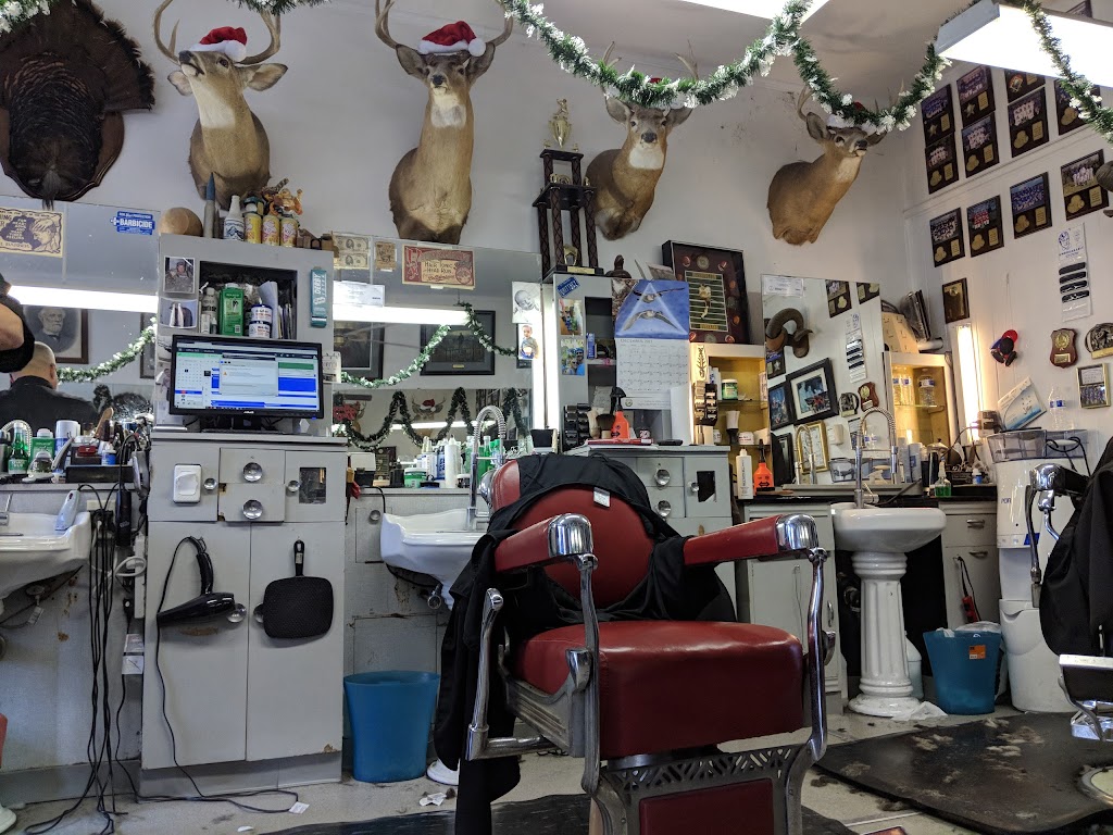 Darrell's Barber Shop 20132