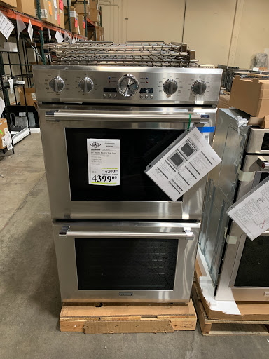 Appliance Store «BASCO Outlet Store», reviews and photos, 4670 NW St Helens Rd, Portland, OR 97210, USA