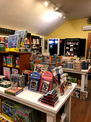 Book Store «Bunch of Grapes Bookstore», reviews and photos, 35 Main St, Vineyard Haven, MA 02568, USA