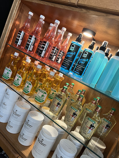 Barber Shop «Fresno Barber Shop», reviews and photos, 1936 N Echo Ave, Fresno, CA 93704, USA