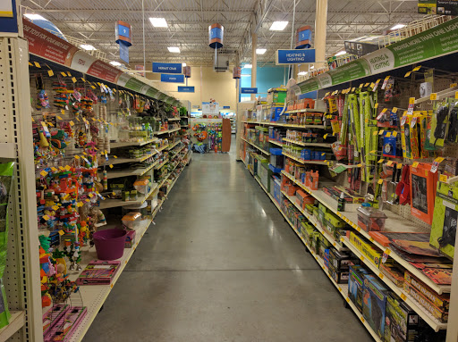 Pet Supply Store «PetSmart», reviews and photos, 3610 Rosecrans St, San Diego, CA 92110, USA