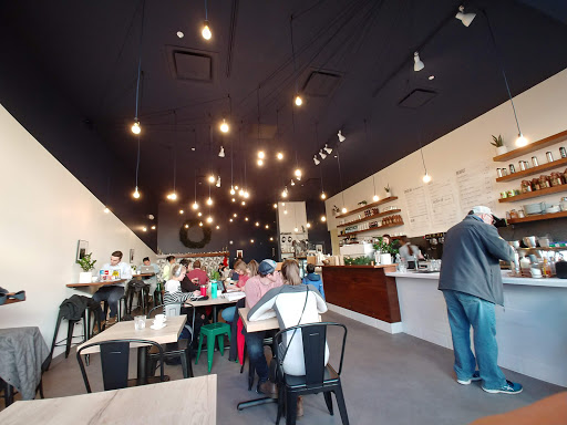 Shopping Mall «Hilldale Shopping Center», reviews and photos, 726 N Midvale Blvd, Madison, WI 53705, USA