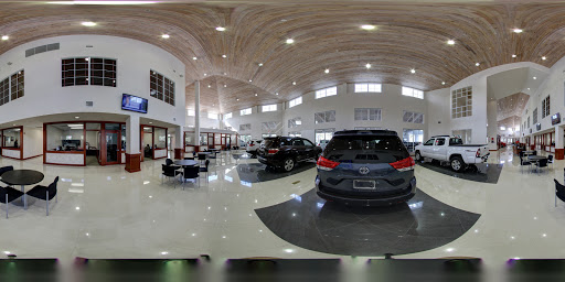 Toyota Dealer «Toyota of North Miami», reviews and photos, 16600 NW 2nd Ave, Miami, FL 33169, USA