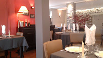 Atmosphère du Restaurant Saint Roch à Saint-Ybard - n°4