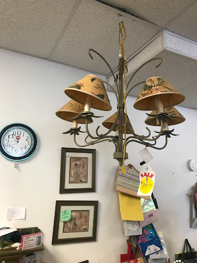 Thrift Store «Junke & Treasures», reviews and photos, 4501 Pacific Ave, Wildwood, NJ 08260, USA