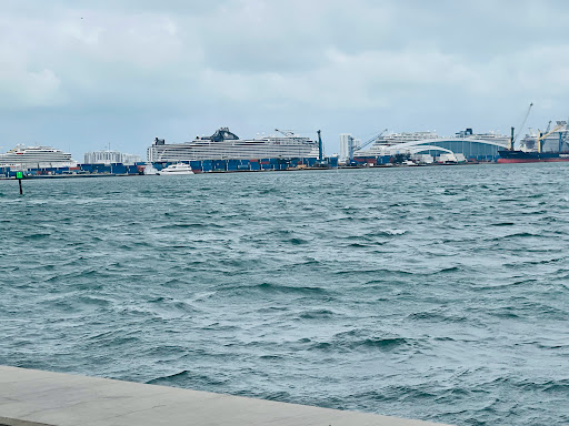 Park «Brickell Key Park», reviews and photos, Brickell Key Dr, Miami, FL 33131, USA