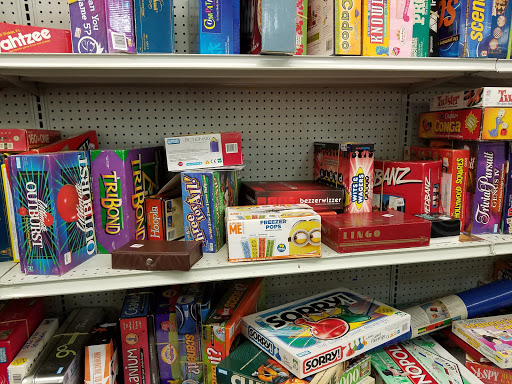 Thrift Store «72nd Street Goodwill», reviews and photos, 1415 E 72nd St, Tacoma, WA 98404, USA