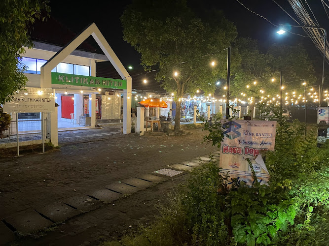 Pusat Bisnis di Kabupaten Bantul: Menjelajahi Jumlah Tempat Tempat Menarik