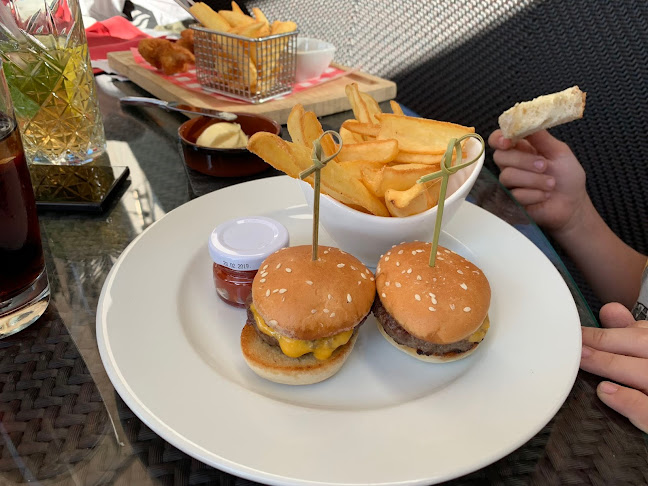 Opinii despre DNB Budapest în Budapest - Étterem