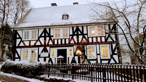 Tierarztpraxis Arfeld - Dr. Ulrike Jochims unter Bad Berleburg, 
