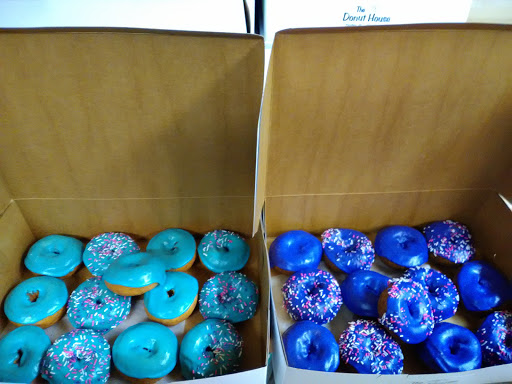 Donut Shop «The Donut House», reviews and photos, 8761 N Government Way, Hayden, ID 83835, USA