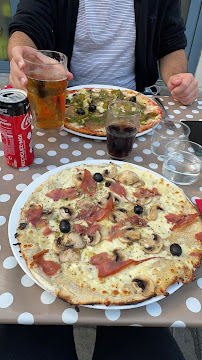 Pizza du Pizzeria La Bonne Pâte à La Rochelle - n°13