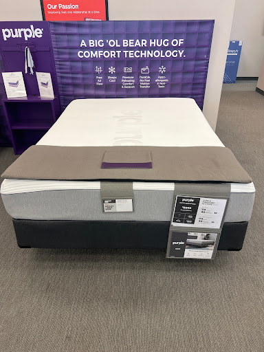 Mattress Store «Mattress Firm Bridgeport», reviews and photos, 3145 S Ashland Ave, Chicago, IL 60608, USA