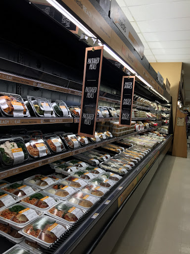 Supermarket «Wegmans», reviews and photos, 4256 James St, East Syracuse, NY 13057, USA