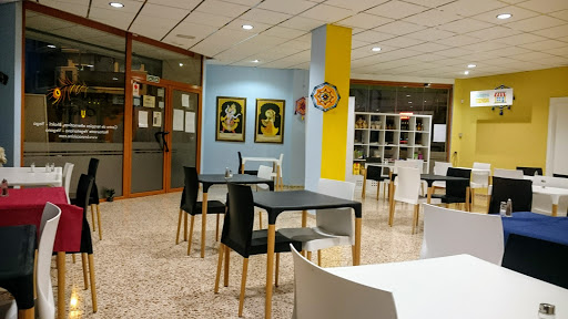 Cafetería Garden - Av. de la Llibertat, 2, 03690 Sant Vicent del Raspeig, Alicante, España
