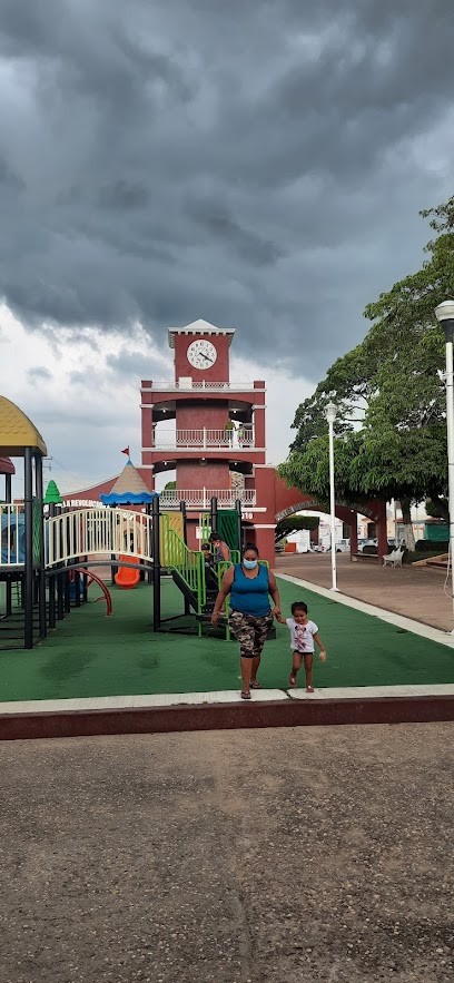 Monumento a la Revolución y a la Fundación de Arriaga - ONG Arriaga, Chiapas, México - Atracción turística