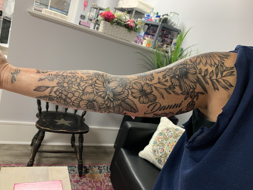 Tattoo Shop «Pink Raven Tattoos», reviews and photos, 219 Broadway #4, Saratoga Springs, NY 12866, USA