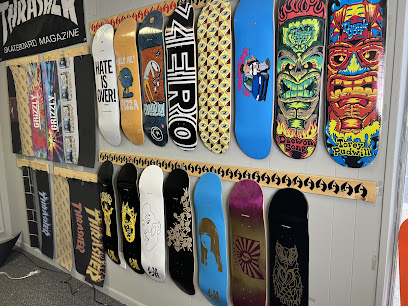 Amor Skateboard Shop