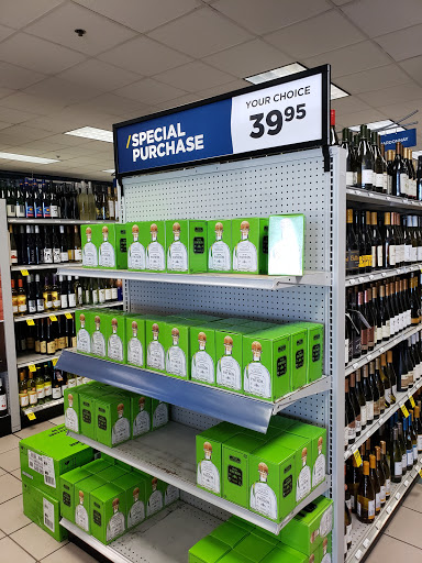 Liquor Store «Norfolk Package Store», reviews and photos, 1560 Mall Dr, Norfolk, VA 23511, USA