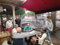 Photos du propriétaire du Café LES PLATANES EN BRULHOIS à Caudecoste - n°16