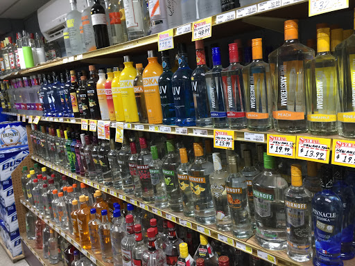 Davis Street Package Store, 197 Davis St, Oakville, CT 06779, USA, 