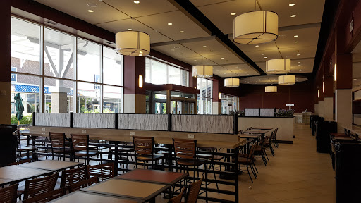 Shopping Mall «Taubman Prestige Outlets», reviews and photos, 17057 N Outer 40 Rd, Chesterfield, MO 63005, USA