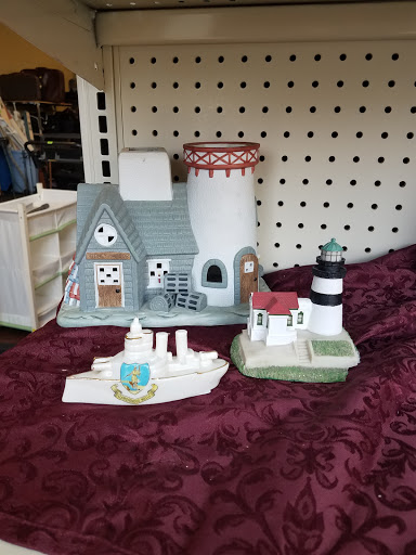 Thrift Store «Union Gospel Mission Store», reviews and photos, 885 Commercial St NE, Salem, OR 97301, USA