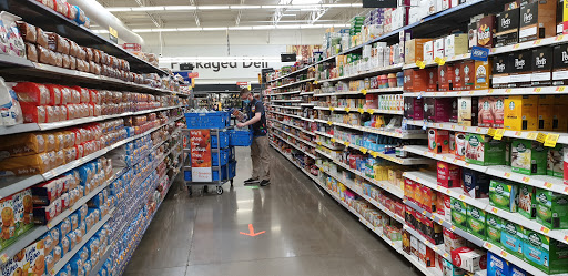 Discount Store «Walmart», reviews and photos, 1040 Green Acres Rd, Eugene, OR 97408, USA