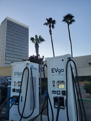 Electric vehicle charging station contractor Orange