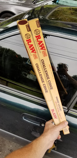 Tobacco Shop «Sunshine Daydream», reviews and photos, 2941 Boston Post Rd, Guilford, CT 06437, USA