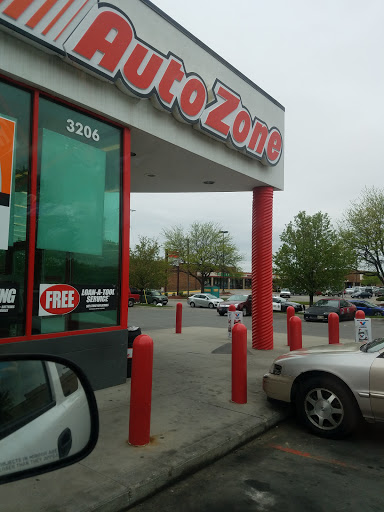 Auto Parts Store «AutoZone», reviews and photos, 3206 S 24th St, Omaha, NE 68108, USA