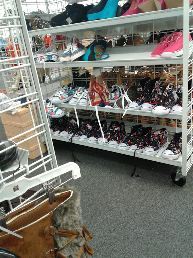 Clothing Store «Citi Trends», reviews and photos, 14301 Gratiot Ave, Detroit, MI 48205, USA