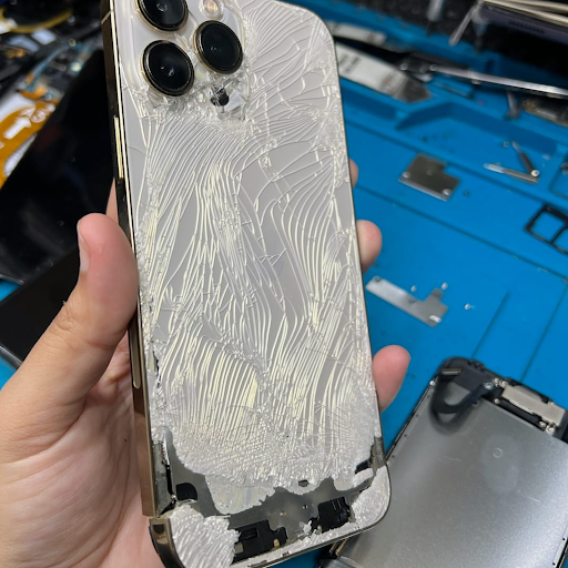 Phone Repair Service «Gadget MD- Cell Phone Repair», reviews and photos, 11660 Westheimer Rd #111, Houston, TX 77077, USA