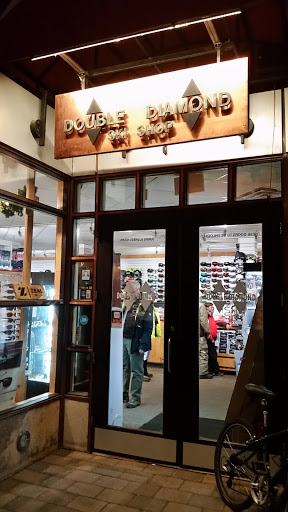 Snowboard Rental Service «Double Diamond Ski Shop», reviews and photos, 520 E Lionshead Cir, Vail, CO 81657, USA