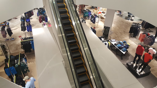 Department Store «Lord & Taylor», reviews and photos, 27650 Novi Road, Novi, MI 48377, USA