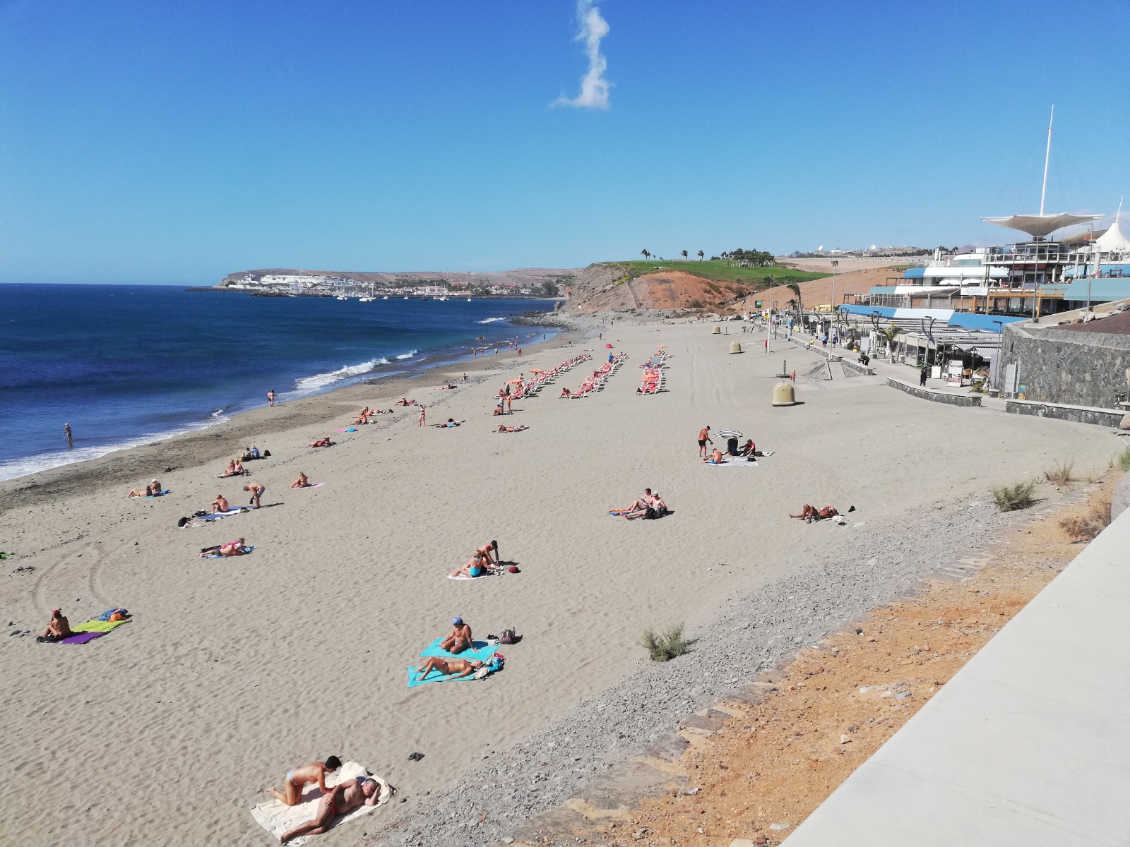 Meloneras Plajı'in fotoğrafı parlak kum yüzey ile