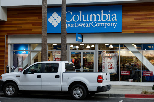 Sportswear Store «Columbia Sportswear Outlet at The Pike Outlets», reviews and photos, 35 Bay St, Long Beach, CA 90802, USA