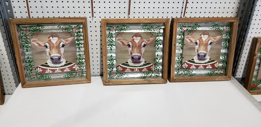 Home Goods Store «Tuesday Morning», reviews and photos, 1171 Maryland Ave, Hagerstown, MD 21740, USA