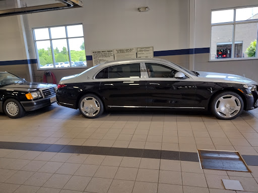 Mercedes Benz Dealer «New Country Motor Cars, Inc», reviews and photos, 1 Weston St, Hartford, CT 06120, USA