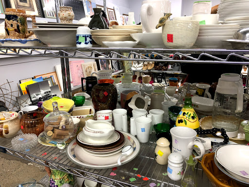 Thrift Store «Goodwill Industries Store & Donation Center», reviews and photos, 423 US-46, Fairfield, NJ 07004, USA