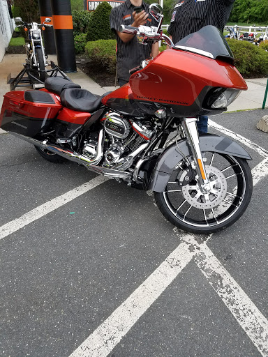 Harley-Davidson Dealer «Harley-Davidson of Southampton», reviews and photos, 17 College Hwy, Southampton, MA 01073, USA