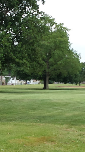 Golf Course «McDonald Golf Course», reviews and photos, 2905 E Morgan Ave, Evansville, IN 47711, USA