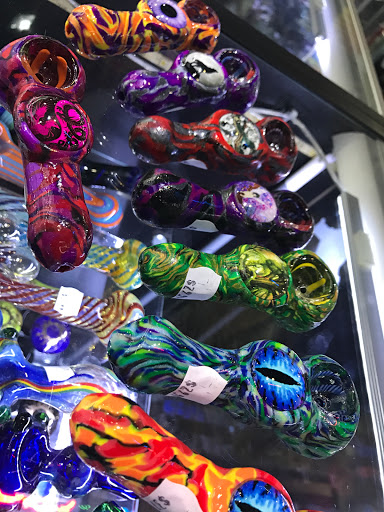 Tobacco Shop «THE WILD SIDE SMOKE SHOP», reviews and photos, 1209 S Cooper St, Arlington, TX 76010, USA