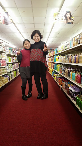 Beauty Supply Store «Hair Gold Beauty Supply», reviews and photos, 401 Salem Ave, Dayton, OH 45406, USA