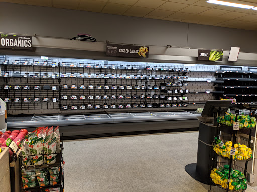 Grocery Store «Stop & Shop», reviews and photos, 100 Powder Mill Rd, Acton, MA 01720, USA