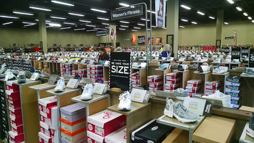 Shoe Store «DSW Designer Shoe Warehouse», reviews and photos, 160 Oakway Rd #300, Eugene, OR 97401, USA