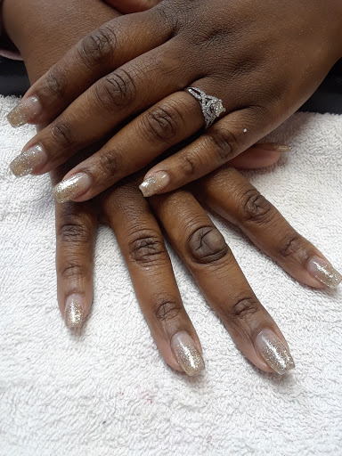 Beauty Salon «Decisions Beauty Salon», reviews and photos, 3125 River Rd, Camden, NJ 08105, USA