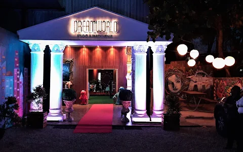 Dreamworld Studio & Party Venue . image
