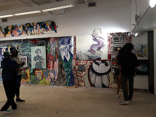 Liquor Store «Liquor Downtown», reviews and photos, 207 E Flagler St, Miami, FL 33131, USA