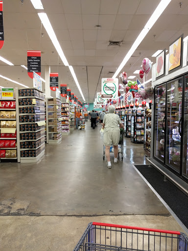 Grocery Store «H-E-B Grocery», reviews and photos, 170 E Whitestone Blvd, Cedar Park, TX 78613, USA